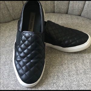 Steve Madden Endell Slip-Ons